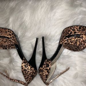 Leopard platform heels